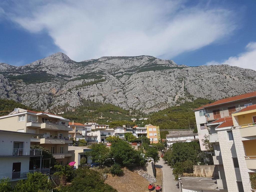 Apartments Villa Vujcic Makarska Exterior photo